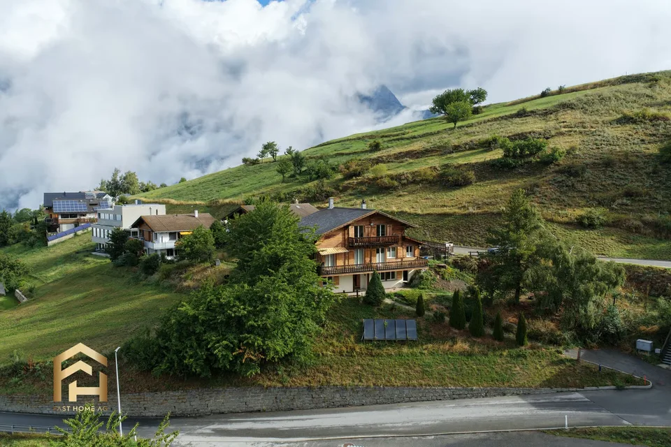 Partially renovated chalet with 4 residential units for sale in Bürchen – photo 5 of 13