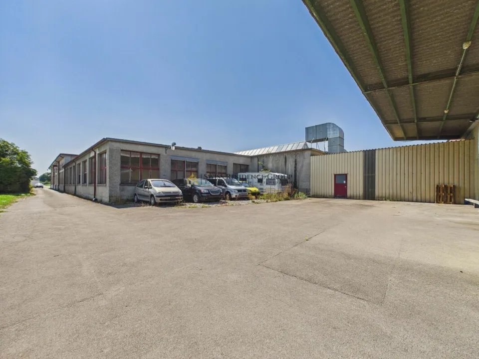 Investimento commerciale attraente con reddito da locazione e potenziale di sviluppo – foto 6 di 11
