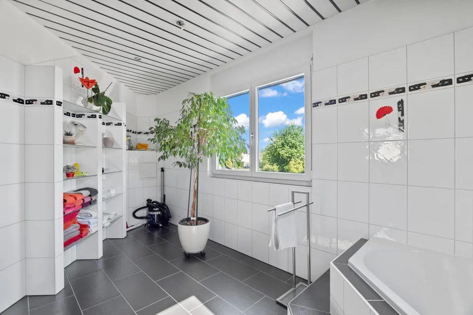 Familientraum mit Anliegerwohnung im Herzen von Möhlin – Foto 11 von 13