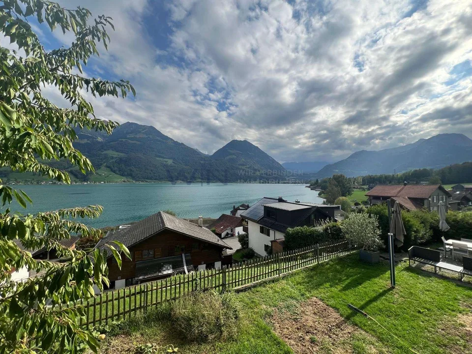 Massivholz-Neubau mit Blick auf den Sarnersee – Foto 8 von 8