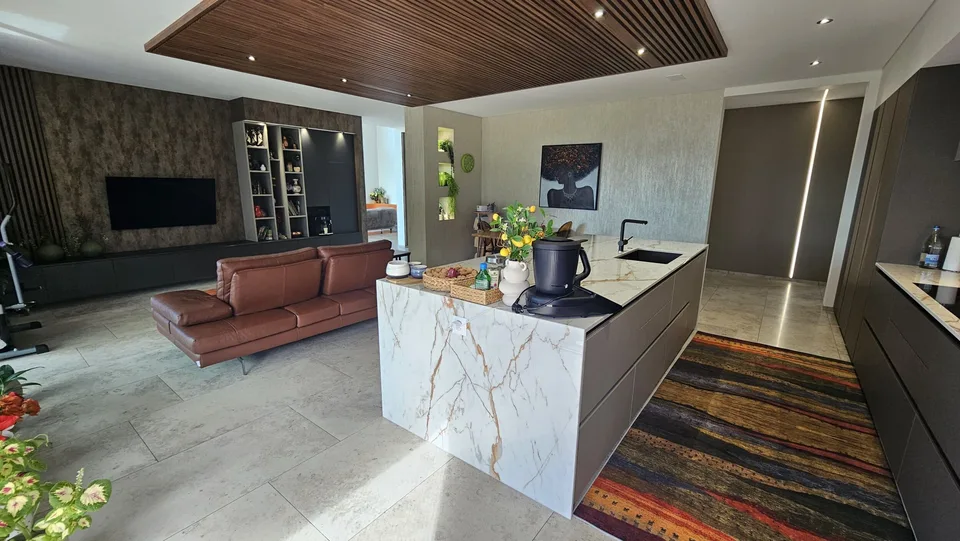 Luxusvilla mit 8 Zimmern zu verkaufen in Porrentruy – Foto 11 von 13