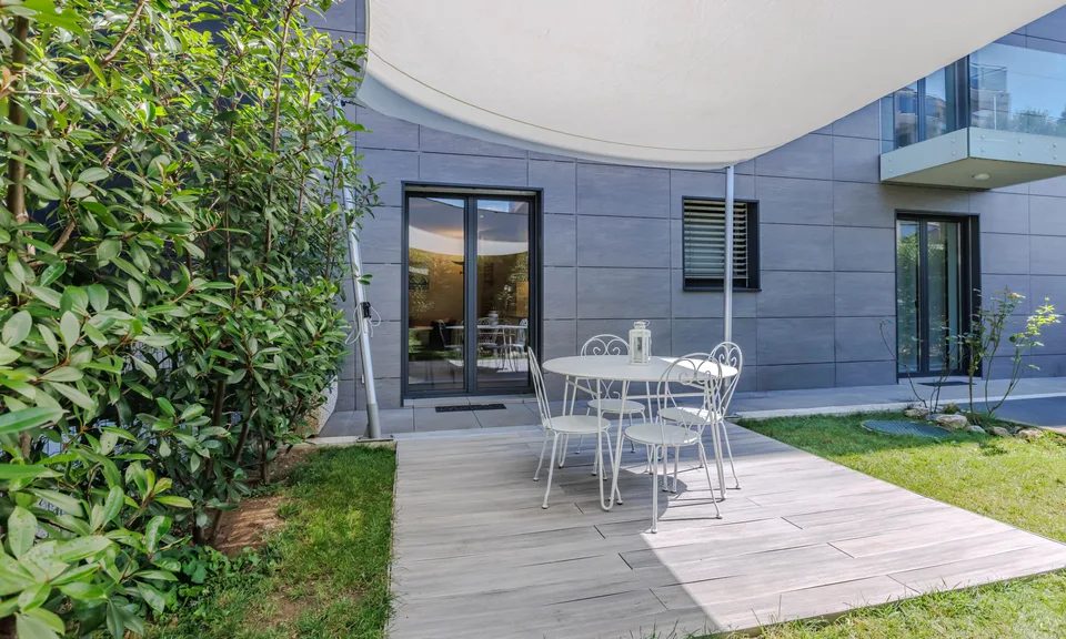 STUNDEVOLLER UND MODERNER 2,5 ZIMMER MIT BEQUEMEM GARTEN IN MASSAGNO – Foto 4 von 9