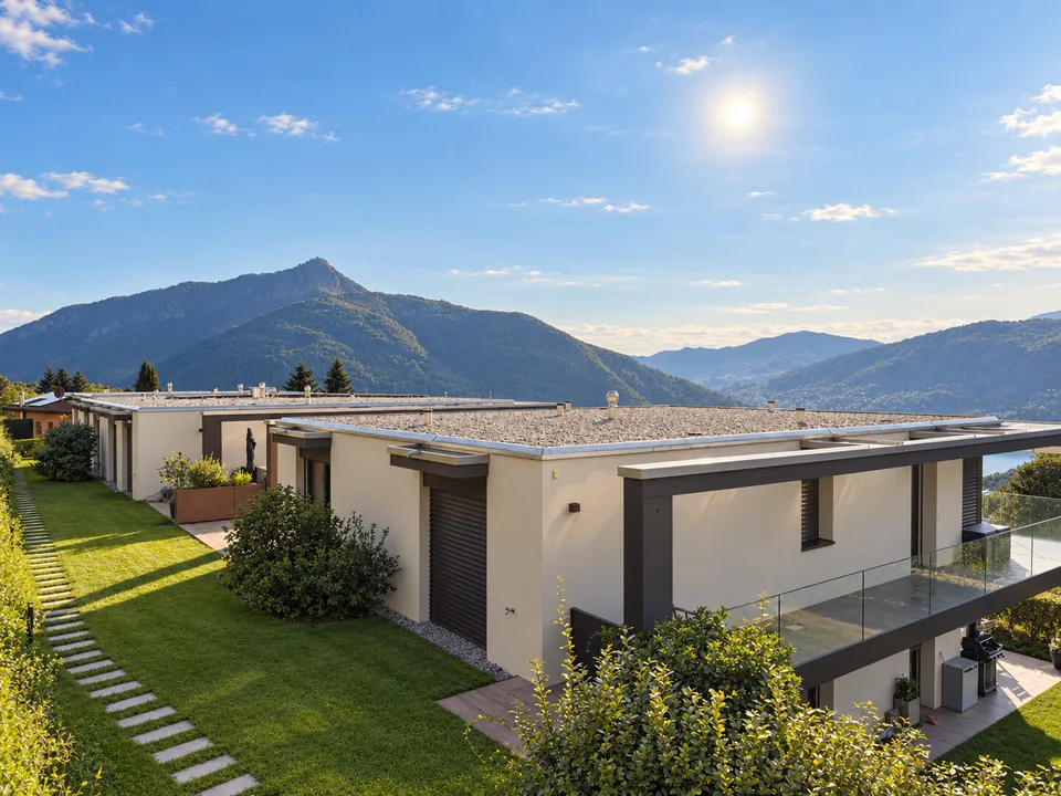 NEUES MÖBLIERTES PENTHOUSE MIT 4.5 ZIMMERN UND SEEBLICK IN ROVIO – Foto 9 von 11