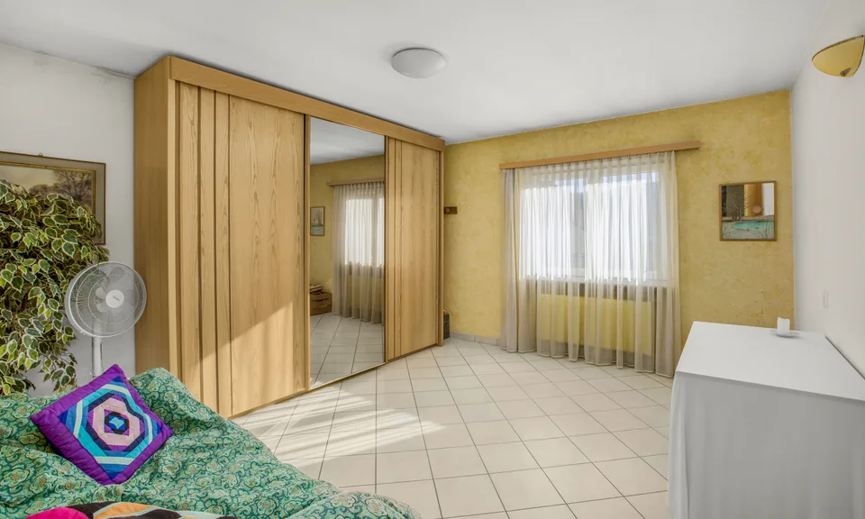 SCHÖNE VILLA MIT 6.5 ZIMMERN WENIGE SCHRITTE VOM SEE IN CASLANO – Foto 8 von 13