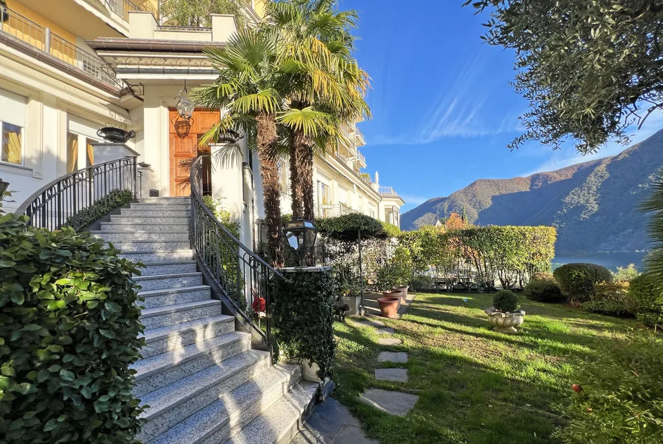 EXCLUSIVE PROPERTY OF 340 SQM WITH BREATHTAKING VIEW IN CASTAGNOLA – photo 2 of 9
