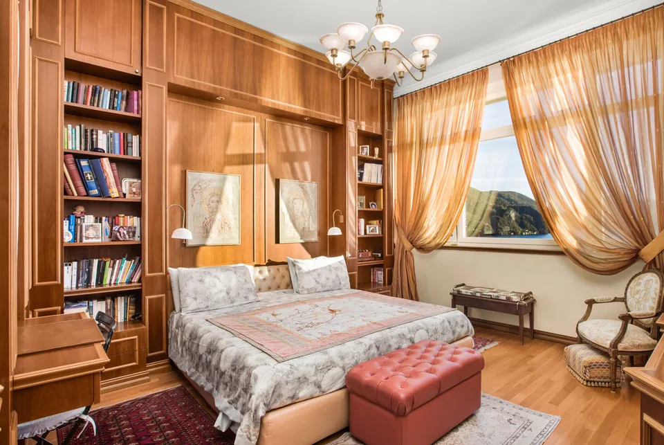 EXCLUSIVE PROPERTY OF 340 SQM WITH BREATHTAKING VIEW IN CASTAGNOLA – photo 7 of 9