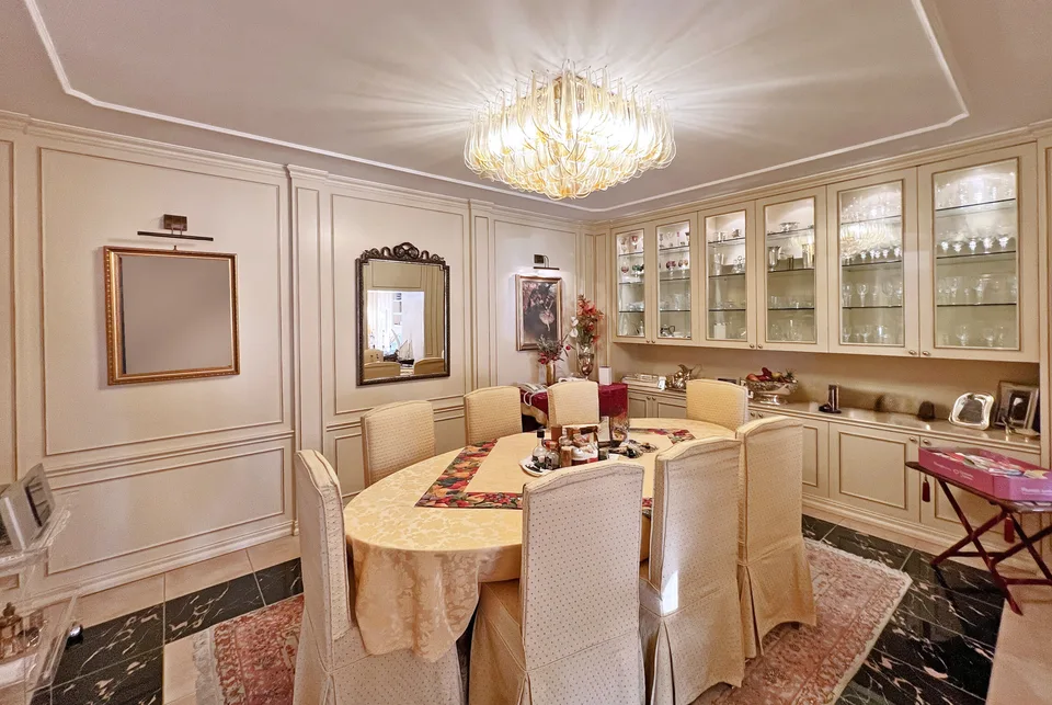 EXCLUSIVE PROPERTY OF 340 SQM WITH BREATHTAKING VIEW IN CASTAGNOLA – photo 4 of 9