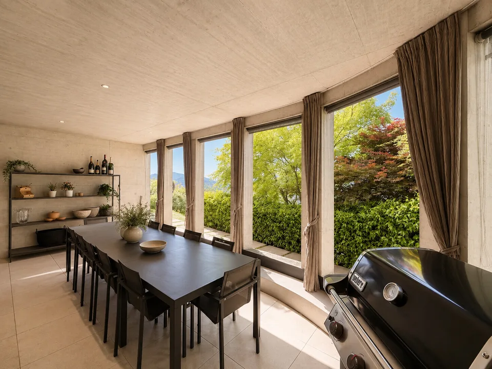 APPARTEMENT LUXUEUX DE 8,5 PIÈCES AVEC VUE SUR LE LAC À VIGANELLO – photo 5 sur 11