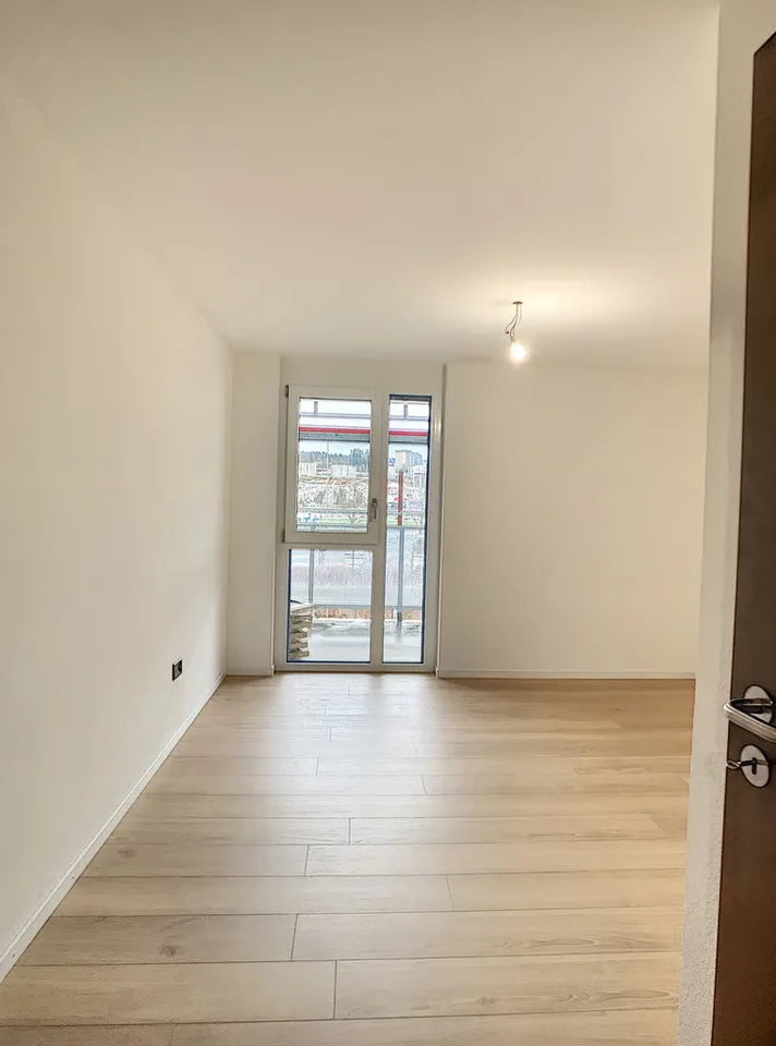 Wohnung mit Rahmen 2,5 Zimmer mit Balkon – Foto 9 von 10