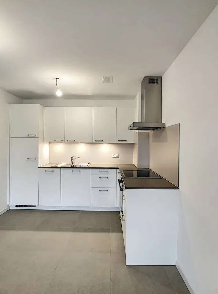 Wohnung mit Rahmen 2,5 Zimmer mit Balkon – Foto 10 von 10