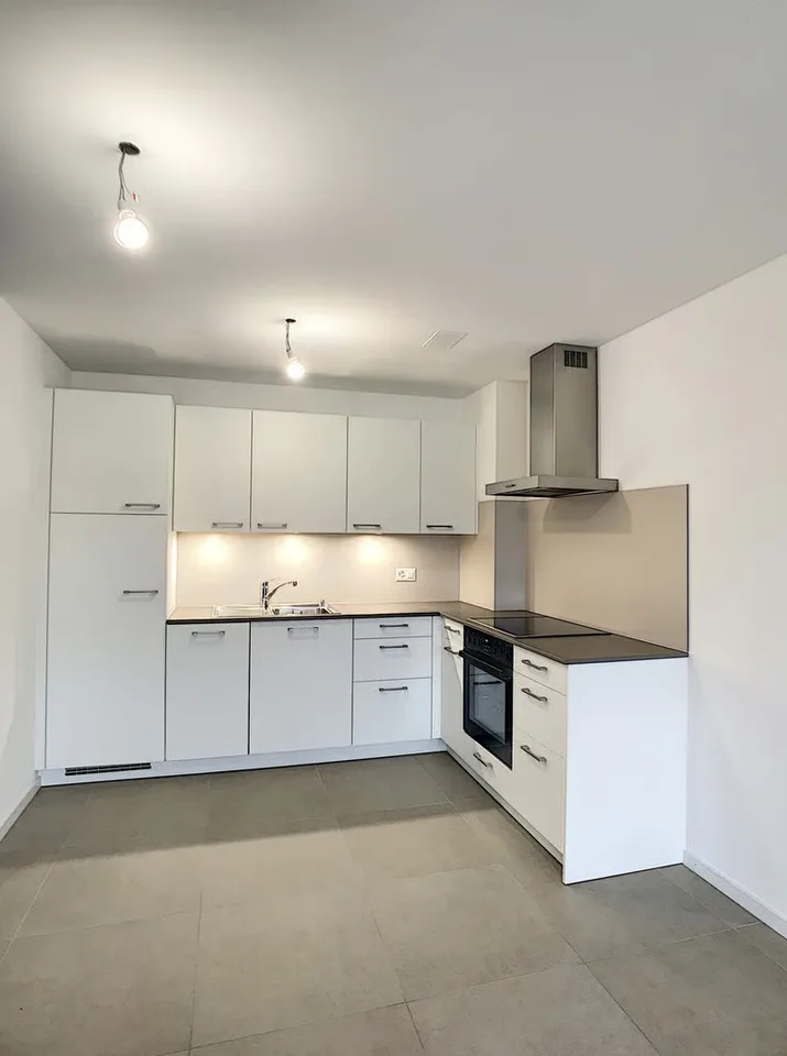 Wohnung mit Rahmen 2,5 Zimmer mit Balkon – Foto 6 von 10