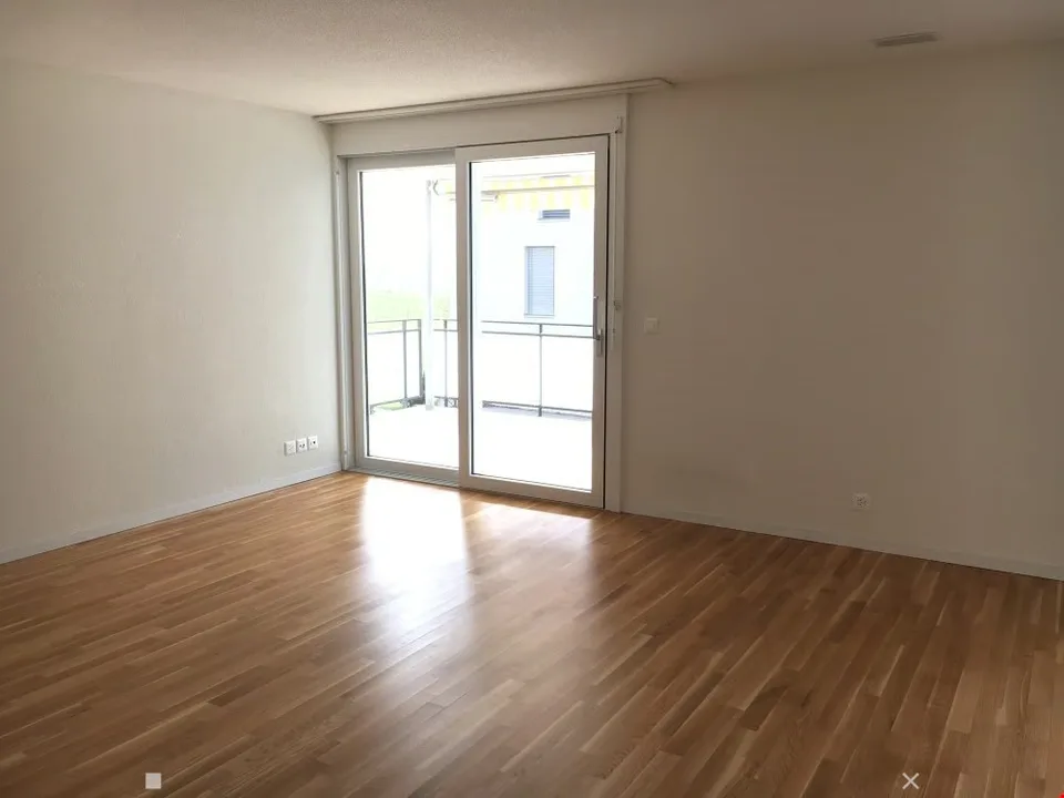 Appartamento moderno di 3,5 locali con balcone – foto 6 di 13