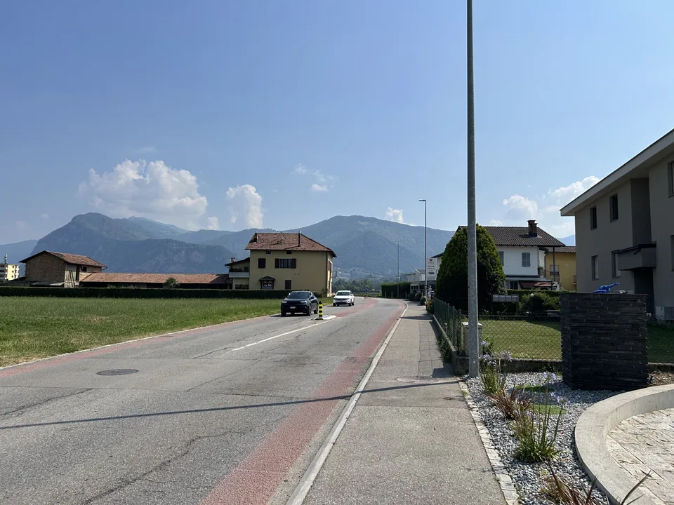 À LOUER ESPACE COMMERCIAL DANS UN SECTEUR STRATÉGIQUE À NOVAZZANO – photo 9 sur 9