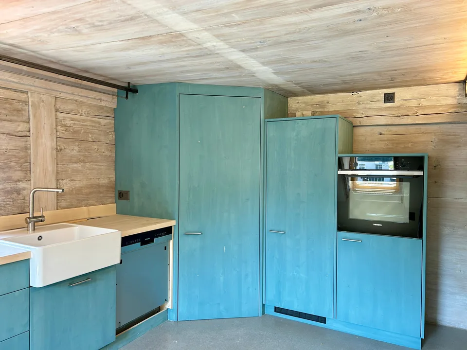 Apartment building with 7 units + workshop, fundamentally renovated in 2025/26 – photo 9 of 13