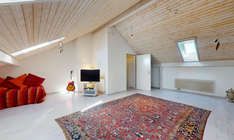 Maison de rang de 6,5 pièces bien entretenue avec 2 places de parking souterraines – photo 9 sur 11