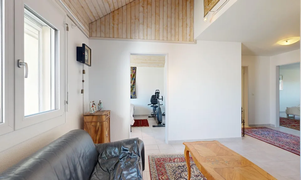 Maison de rang de 6,5 pièces bien entretenue avec 2 places de parking souterraines – photo 10 sur 11