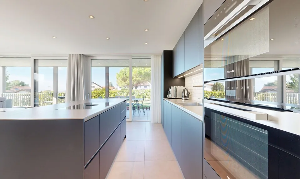 Appartement Minergie de 4.5 pièces avec grande terrasse et jardin – photo 7 sur 11