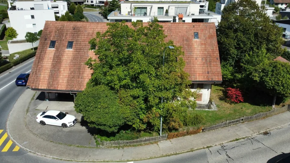 11 Zimmer Einfamilienhaus in Holziken – Foto 2 von 10