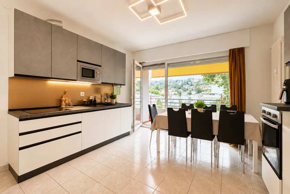APPARTEMENT SPACIEUX ET LUMINEUX DE 2,5 PIÈCES À MONCUCCO, LUGANO – photo 2 sur 9