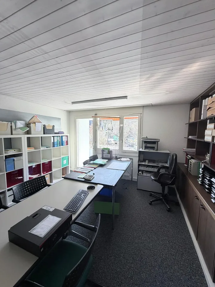 Spacious commercial premises for rent by arrangement – photo 4 of 7
