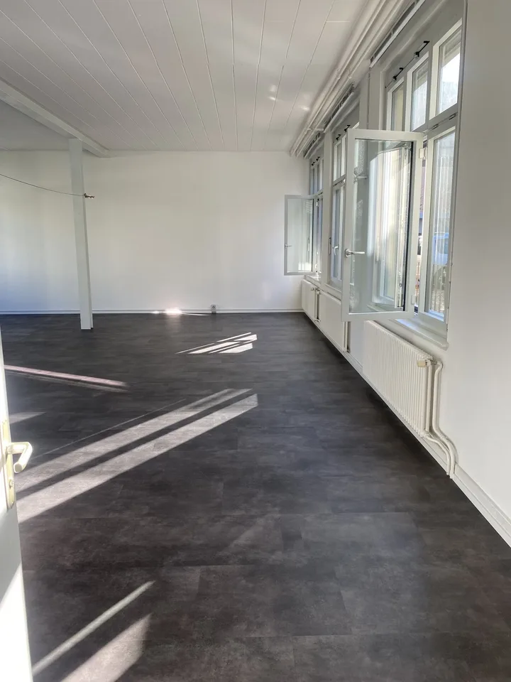 Espace commercial polyvalent à Schöftland – photo 4 sur 6