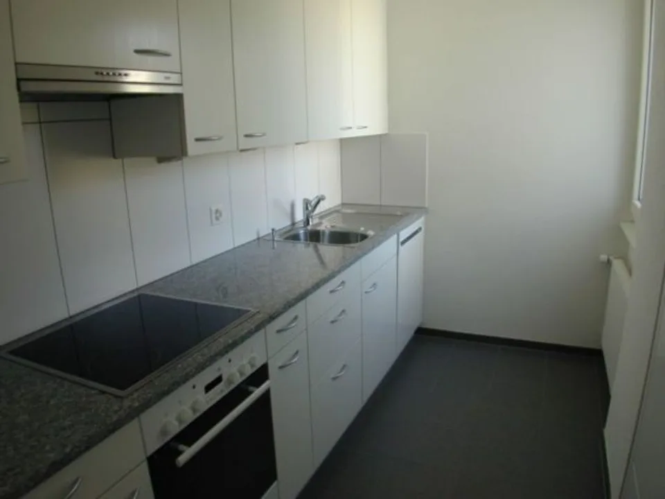 In ruhigem Wohnquartier – Foto 2 von 4