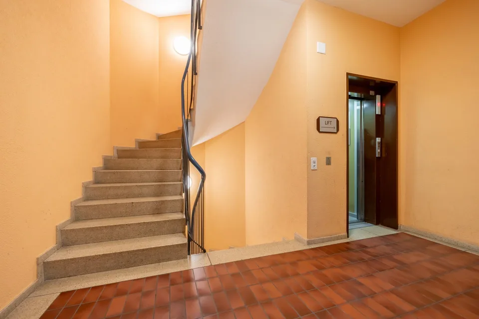ca. 100 m2 Bürofläche in der Aarauer Altstadt – Foto 6 von 6
