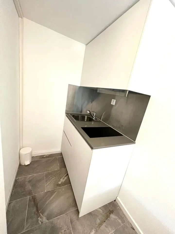 Möbliertes 1-Zimmerstudio – Foto 5 von 7