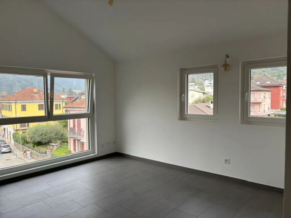 Appartement zur Miete in Arbedo – Foto 3 von 8