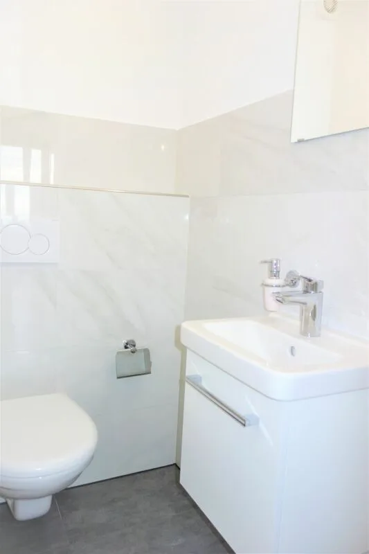 Top Sanierte 5.5 ZIMMERWOHNUNG mit grossen Spielplatz! – Foto 6 von 10