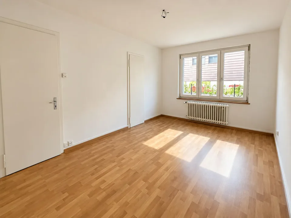 Appartement 3 pièces attrayant dans un emplacement central et calme – photo 3 sur 8