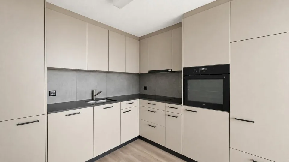 Wohnen mit See- und Bergsicht - 3½ Zimmer mit grossem Balkon in Gunten – Foto 4 von 13