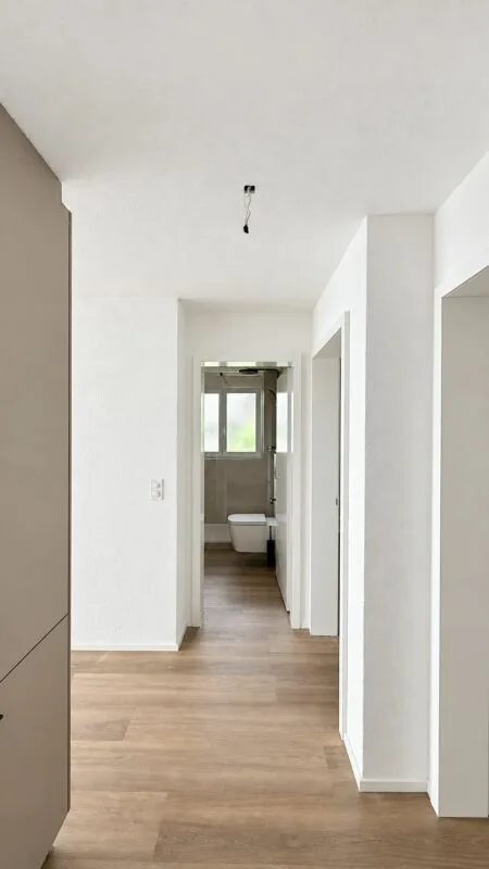 Wohnen mit See- und Bergsicht - 3½ Zimmer mit grossem Balkon in Gunten – Foto 6 von 13