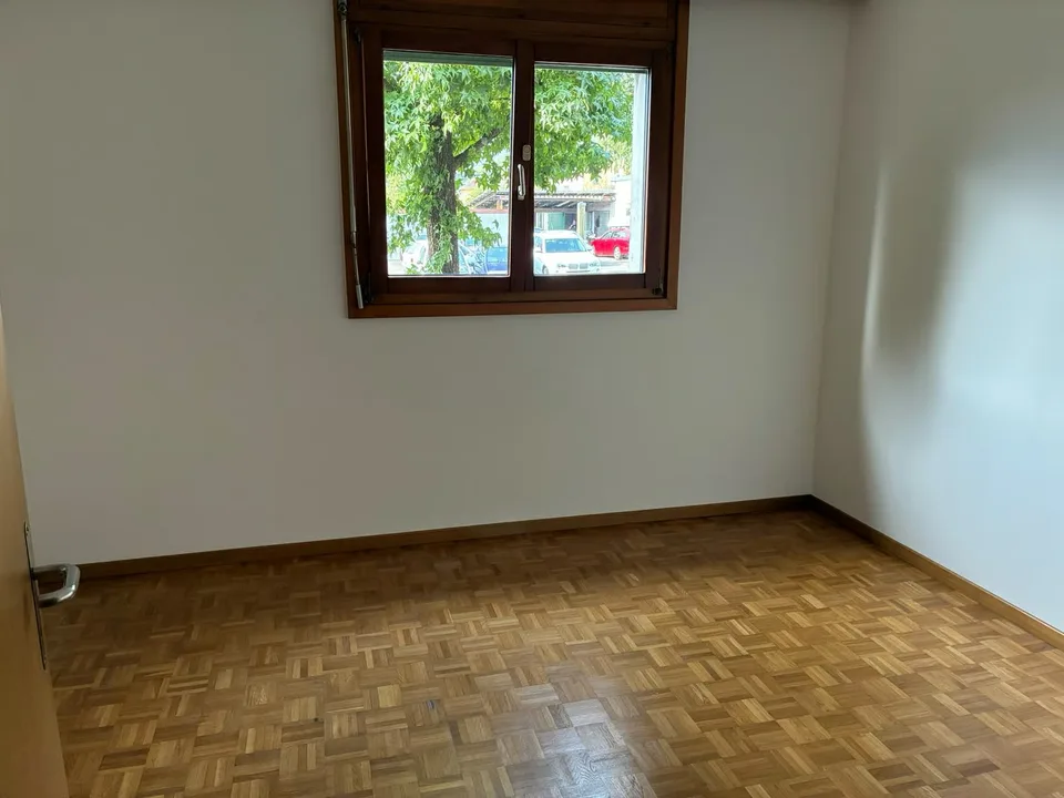 PONTE CAPRIASCA - ZU VERMIETEN 2.5 ZIMMER WOHNUNG – Foto 5 von 7