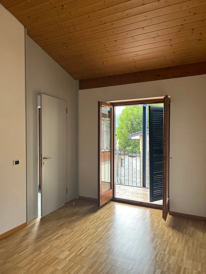 PONTE CAPRIASCA - À LOUER MAISON RENOVEE DANS LE NOYAU – photo 12 sur 14