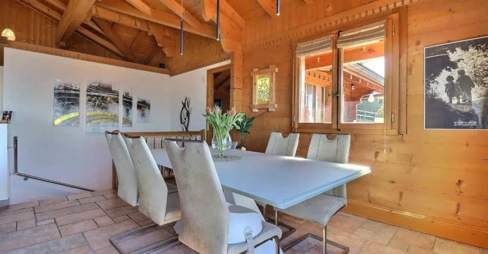 Magnifico chalet con vista sul lago e sulle montagne – foto 10 di 13