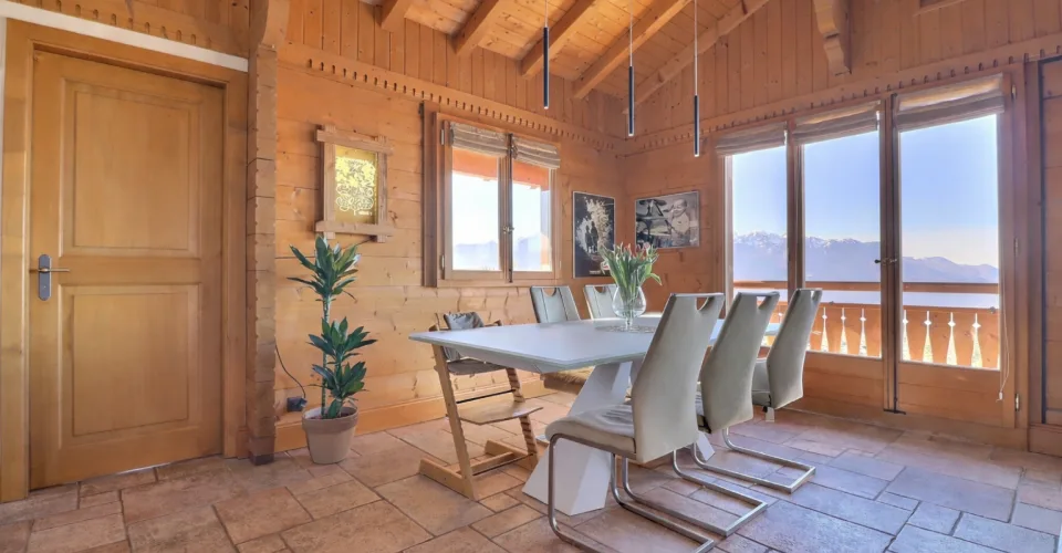 Magnifico chalet con vista sul lago e sulle montagne – foto 9 di 13