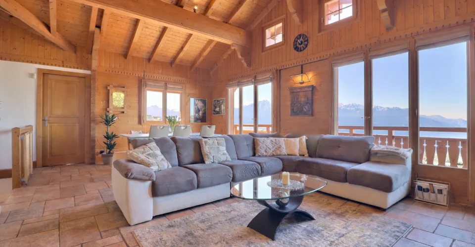 Magnifico chalet con vista sul lago e sulle montagne – foto 6 di 13