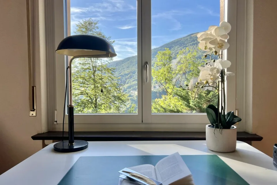 Vivere nel verde - Casa unifamiliare con vista splendida e molto potenziale di design – foto 7 di 13