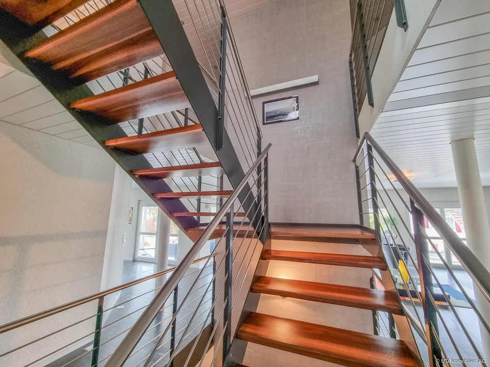 Proprietà lussuosa con molti extra e vista mozzafiato – foto 5 di 13