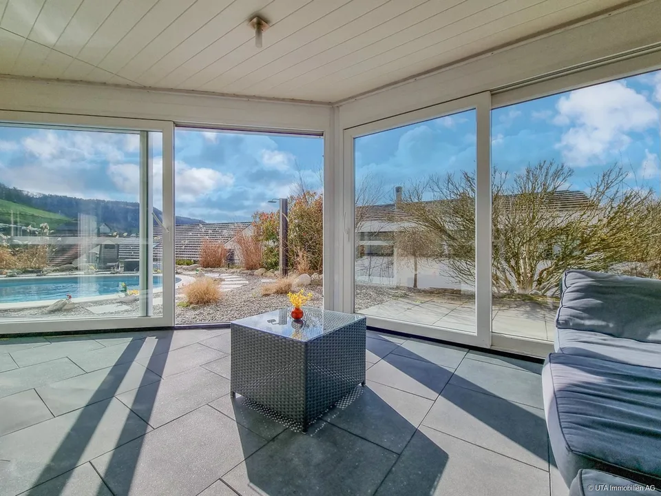 Proprietà lussuosa con molti extra e vista mozzafiato – foto 9 di 13