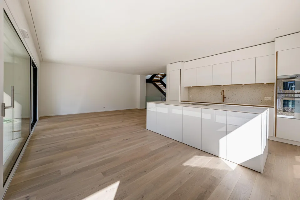 NEW THPE VILLA – photo 3 of 12
