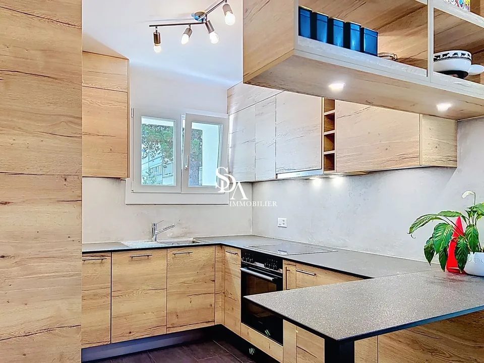 Schöne 3,5-Zimmer-Wohnung mit Balkon und Garten – Foto 2 von 10