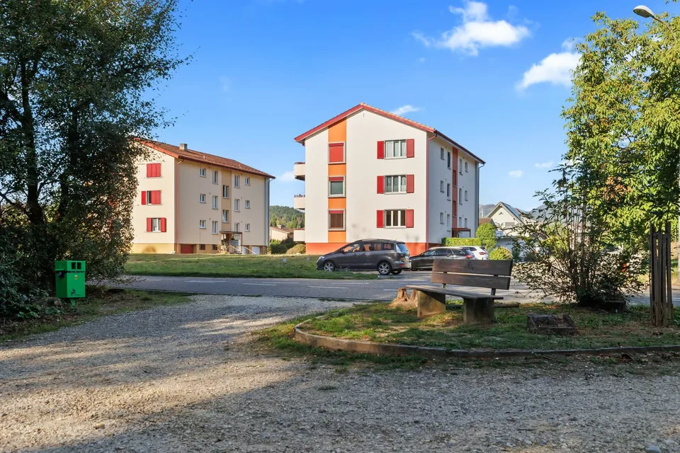 Appartamento situato ai margini del bosco, che offre potenziale per le proprie idee. – foto 2 di 13