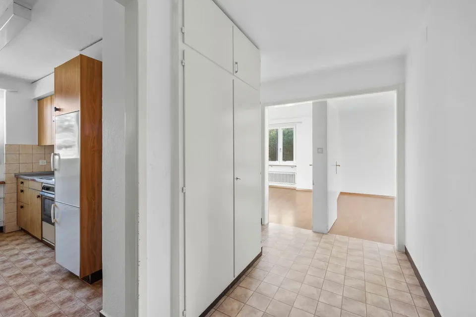 Appartamento situato ai margini del bosco, che offre potenziale per le proprie idee. – foto 11 di 13