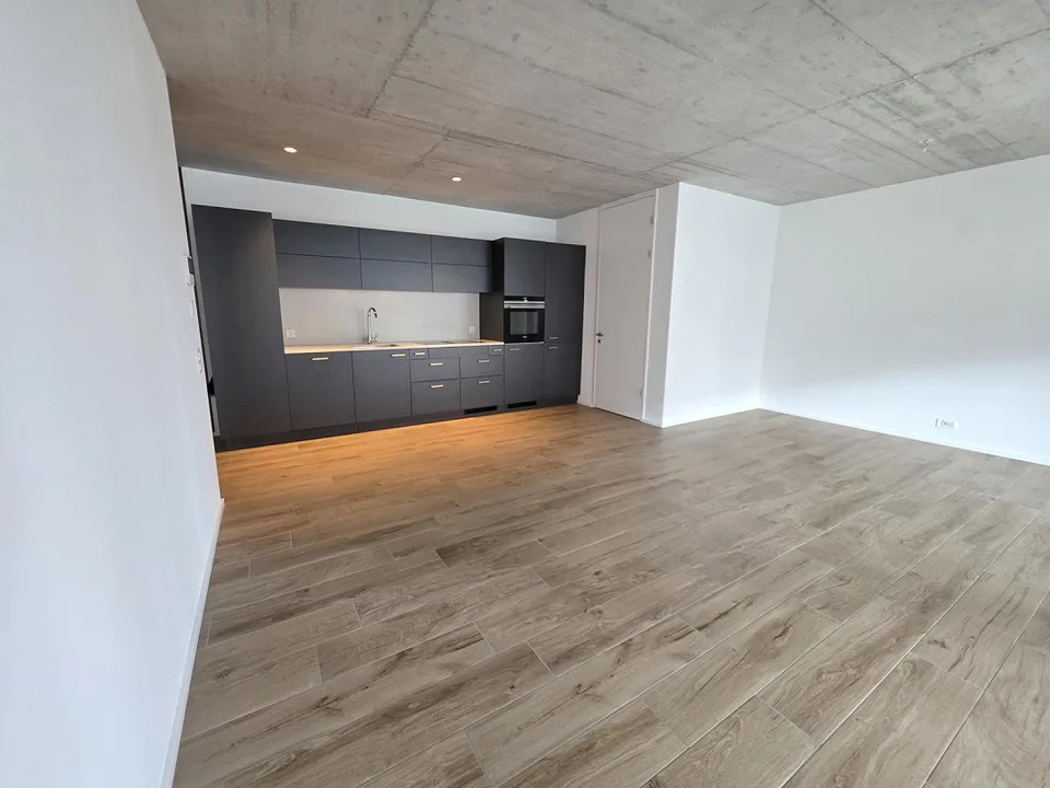 Moderne 2.5 Zimmerwohnung in ruhiger Lage – Foto 3 von 7