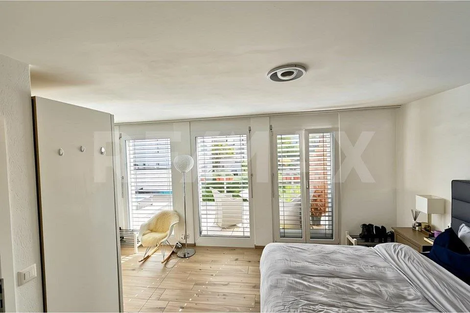 Wohntraum mit viel Freiraum: 5.5-Zi-Eckhaus mit Garten und grosser Terrasse, 8953 Dietikon ZH – Foto 6 von 13