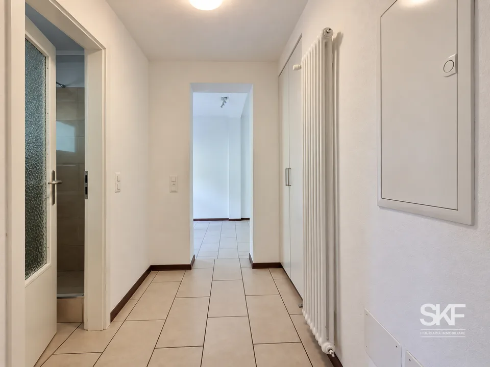 BREGANZONA - 2.5-ZIMMER-WOHNUNG MIT BALCON MIT GRÜNAUSSICHT ZU VERMIETEN – Foto 5 von 9