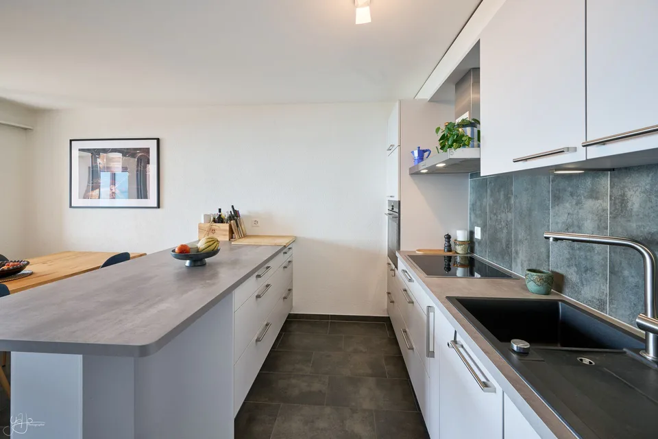 4,5-Zimmer-Wohnung mit atemberaubendem Seeblick – Foto 4 von 7