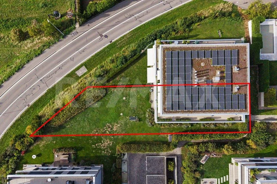 Esclusivo appartamento giardino di 4,5 stanze con molto spazio, verde, luce e privacy – foto 3 di 13